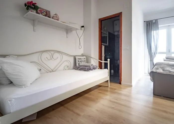 Martina * Betina (Sibenik-Knin)