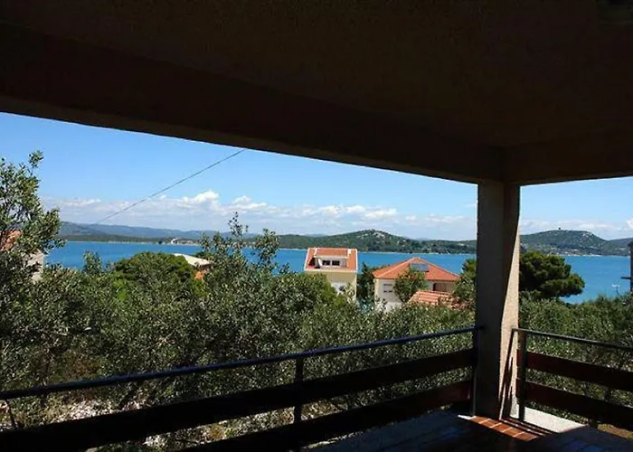 Martina Apartamento *